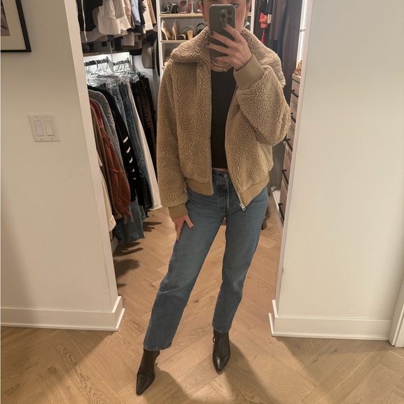 Aritzia Teddy Bomber Jacket - Picture 6 of 6